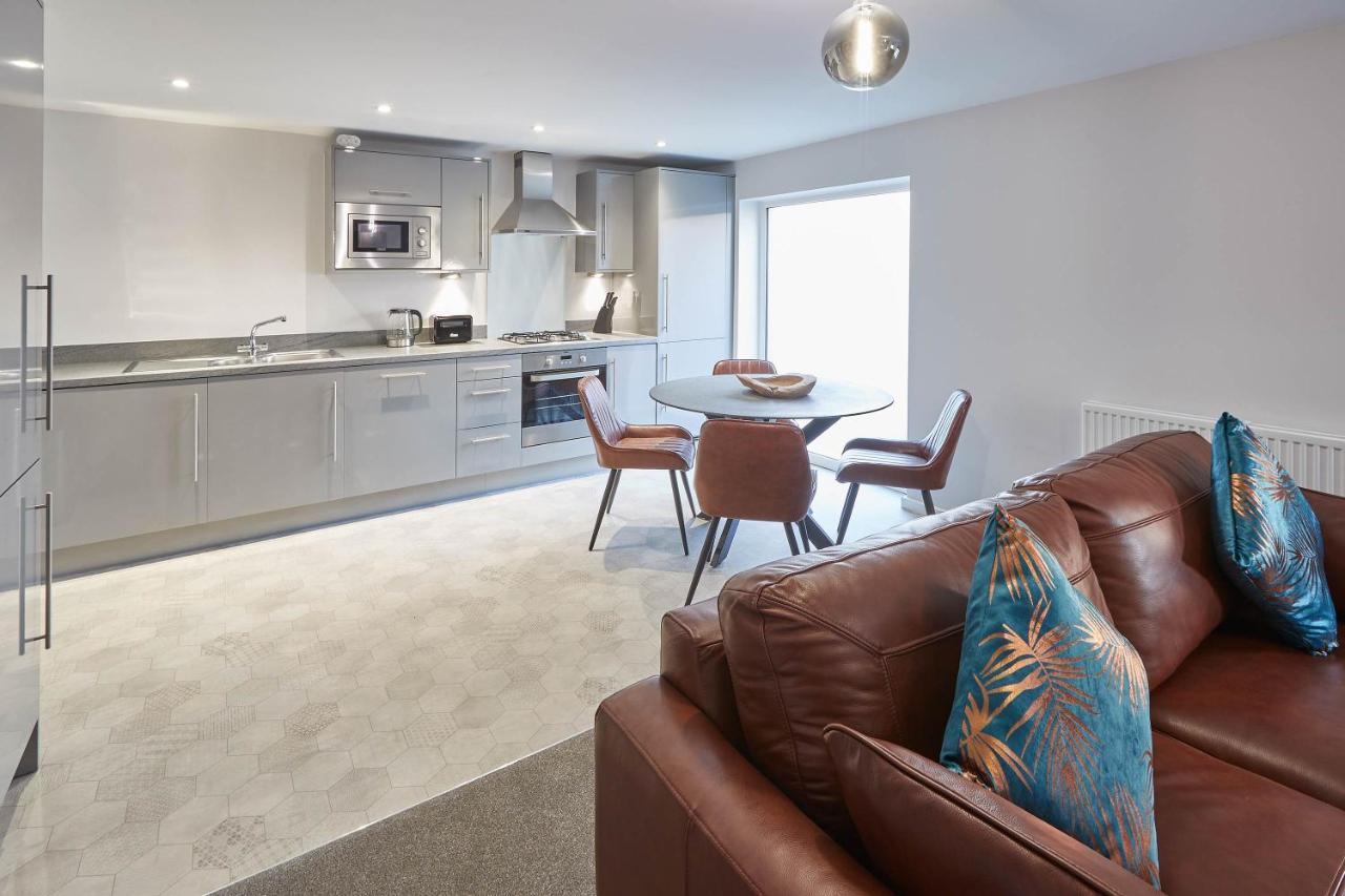 Host & - Bagdale Rise Apartment *