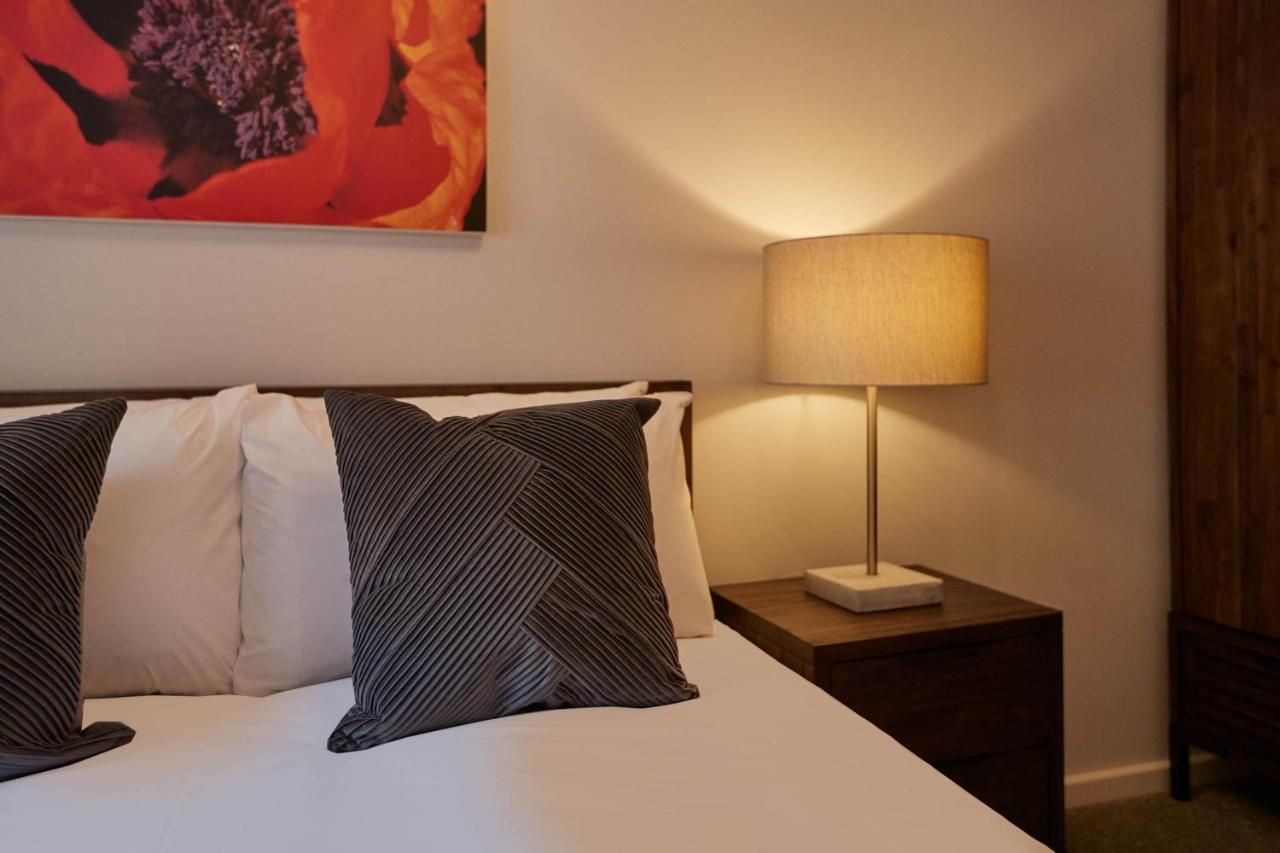 Apartment Host & - Bagdale Rise